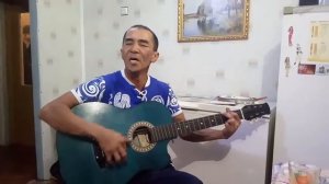 Ой-йо Чайф на гитаре