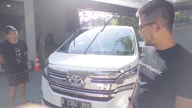 TOYOTA VELLFIRE G ATPM 2017 WHITE ON BLACK смотреть онлайн