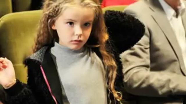 ДОЧЬ АЛЕКСАНДРА АБДУЛОВА поразила своей красотой смотреть онлайн