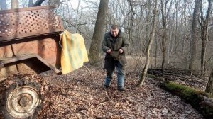 Минитрактор 4*4 по грязи с небольшим грузом