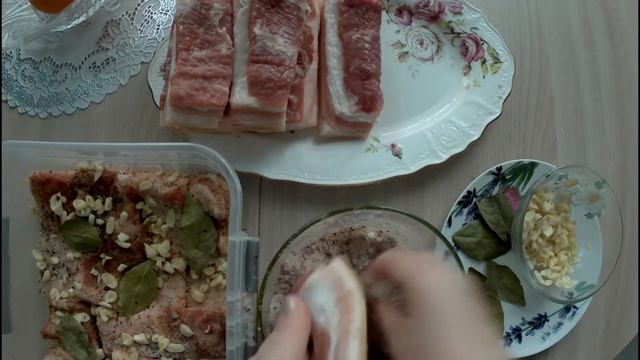 Простой РЕЦЕПТ Домашнего соленого САЛА в РАСОЛЕ. ПРОСТО и ВКУСНО. смотреть онлайн
