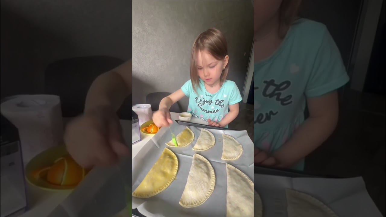 Чебуреки на обед!