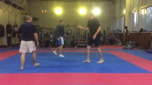 Пятница. Бои. Подрастают карапузы... смотреть онлайн