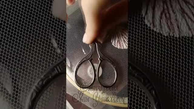 День 8. Декорирование вышитых элементов с помощью люневильского крючка смотреть онлайн
