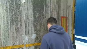 136) КАК РАСПРЕДЕЛИТЬ ГРУЗ НА 16 МЕТРОВОМ ПРИЦЕПЕ / РАСЧЕХЛЯЕМ БОК