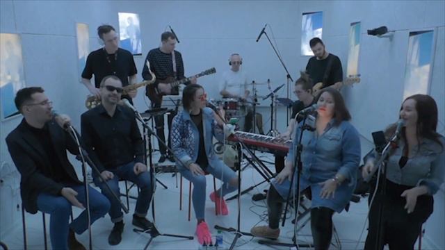 MOSCOW GOSPEL TEAM - UPHOLD ME