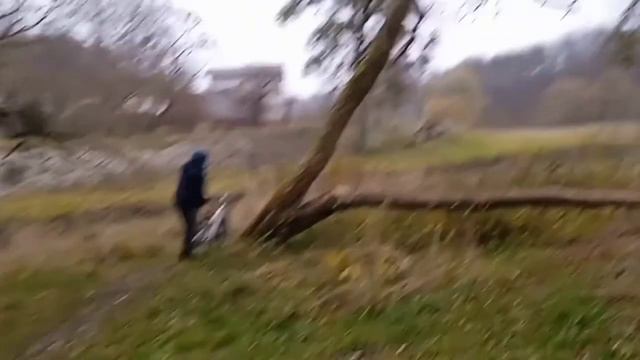 Катаєм с горы во время сирены смотреть онлайн