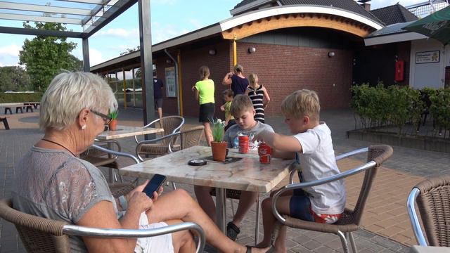 Camping "De Molenhof" - Niederlande - Urlaub mit den Enkelkindern! смотреть онлайн
