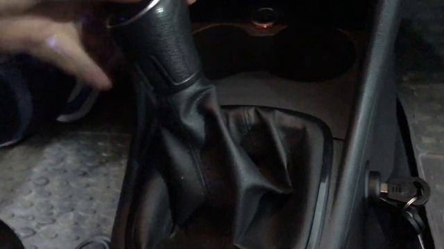Volkswagen Polo замок противоугонный. Минимальное вмешательство в конструкцию машины при установке смотреть онлайн