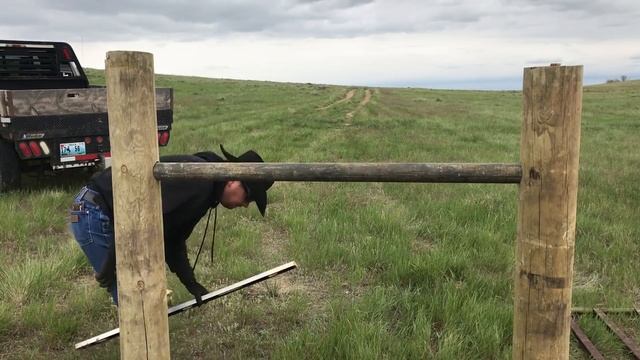 Barbed Wire Fencing - The Devil's Rope (Alternate Audio) смотреть онлайн