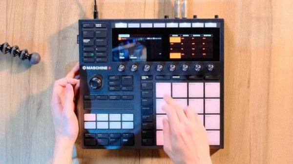 Maschine plus от Native Instruments. Распаковка и обзор функций