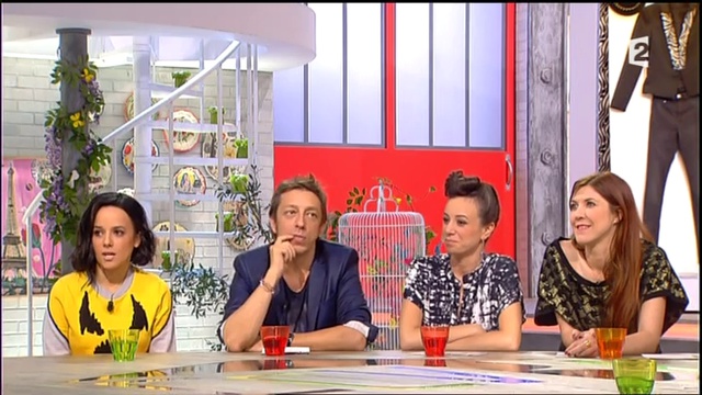 Alizée - 2014-11-04 - Comment ça Va Bien - Disney Section