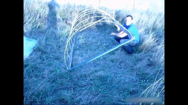 Как сделать парник своими руками (парник из стеклопластиковой арматуры, из подручных материалов) смотреть онлайн