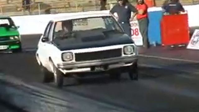 Torana burnout crash смотреть онлайн