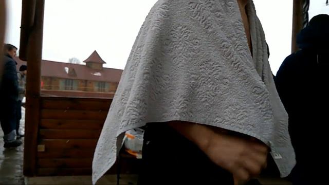 Моему дедушке 80 лет. Нырял на Крещение смотреть онлайн