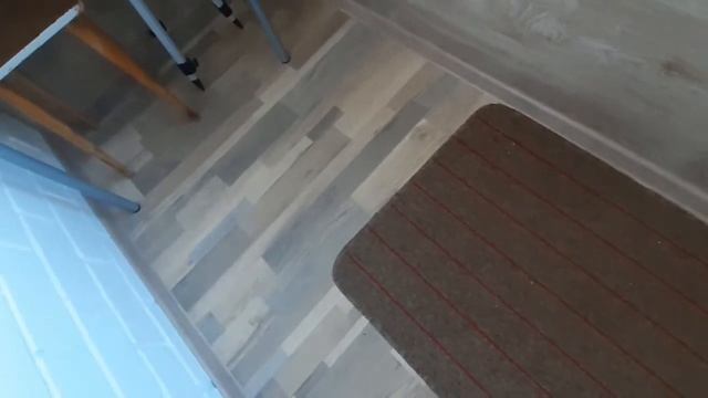 Утеплить балкон без единого гвоздя) смотреть онлайн