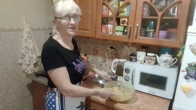 Живём в СЕЛЕ! Готовлю из рыбы! Проблема с квочками! Почему они засохли? смотреть онлайн