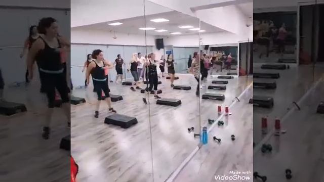 Zumba step with Sigal Z - Con Calma , Daddy yankee & Snow смотреть онлайн