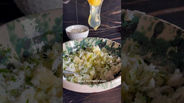 SICILIANI CREATIVI - Polpette di baccalà e patate - Cod and potato croquettes #shortsrecipe смотреть онлайн
