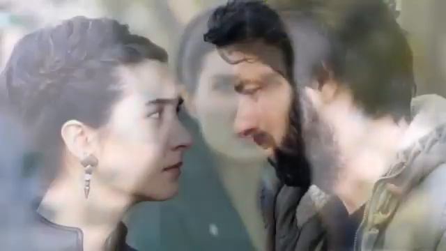Энгин Акюрек разочаровал Тубу Бюйюкюстюн! смотреть онлайн