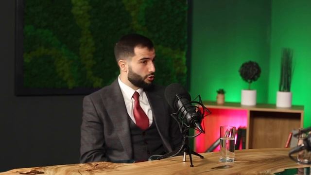 ОСТОРОЖНО! Телефонные мошенники! / Как не попасть в руки мошенникам? смотреть онлайн