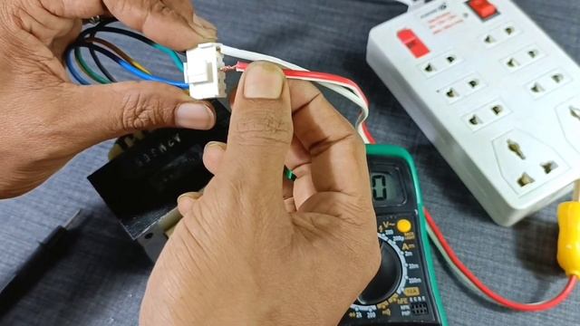 Powerful Inverter // How to Make Inverter at Home // Using D718 Very Simple & Powerful 1300 Watt смотреть онлайн