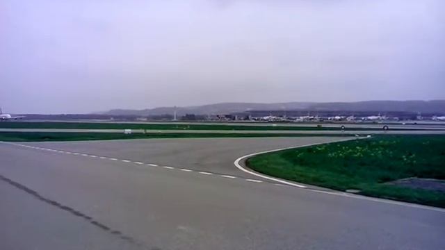 Airbus A380, Zurich Flughafen смотреть онлайн