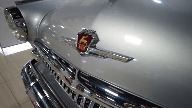 Коллекция ретроавтомобилей в Политехническом музее Ташкента