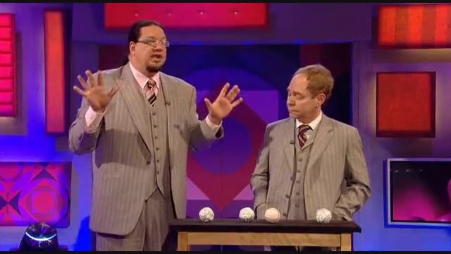 Penn & Teller Explain Ball & Cups on Jonathan Ross 2010.07.09 (Part 2) смотреть онлайн