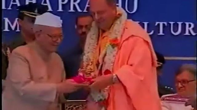 ISKCON Bangalore Inaugural Ceremony Part-2| Dr. Shankar Dayal Sharma| HH Lokanath Swami Maharaj смотреть онлайн
