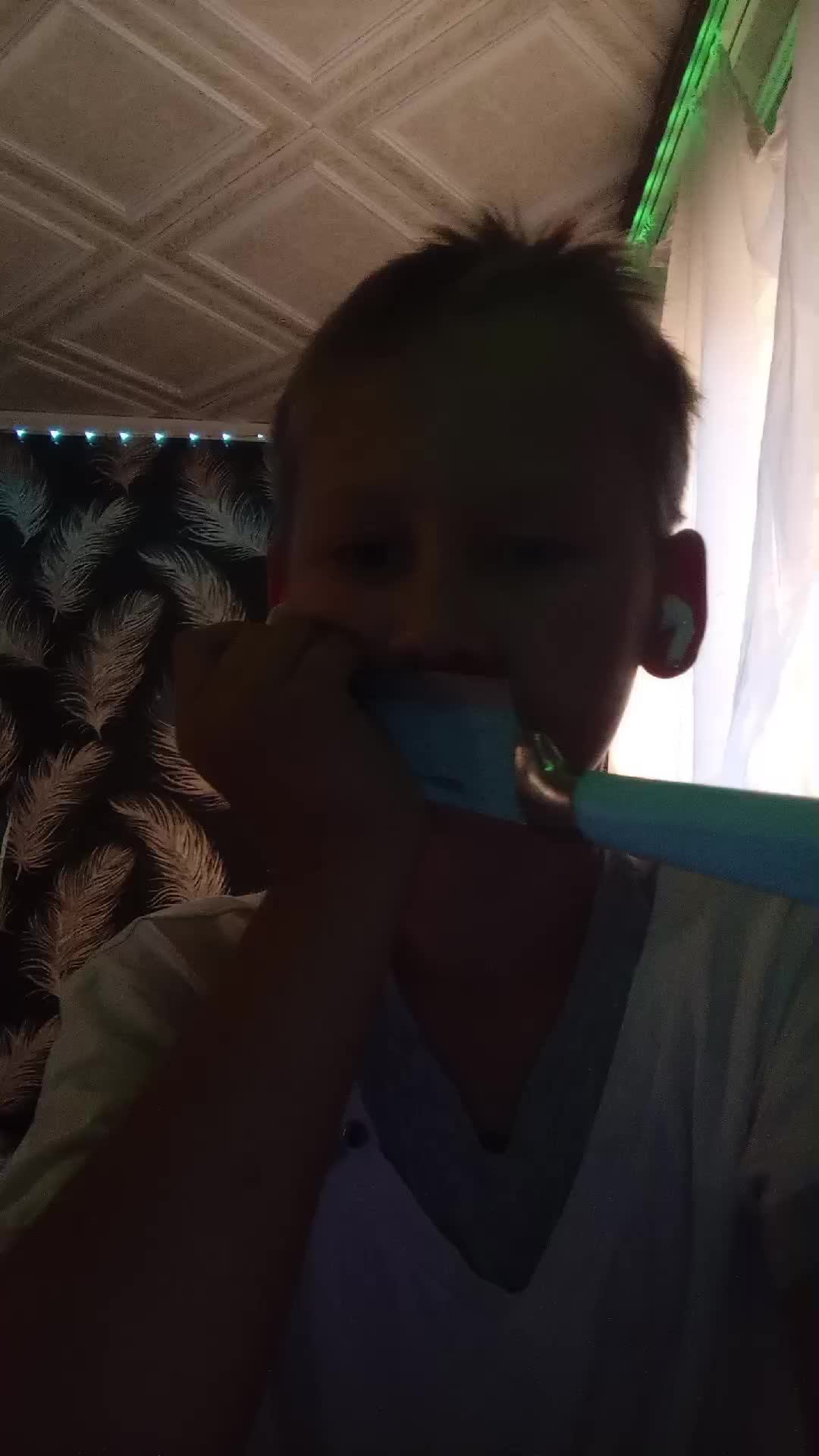 а смотреть онлайн