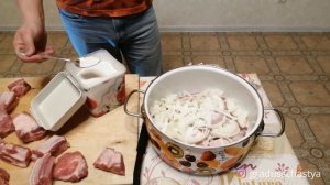 ?ШАШЛЫК ИЗ СВИНЫХ РЁБЕР. Сочный шашлык на уксусе с  приправами. Рёбрышки свиные. ВКУСНЯШКА ИЗ МЯСА!