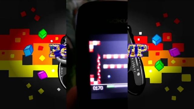 Играем в змейку на кнопочном телефоне Nokia смотреть онлайн