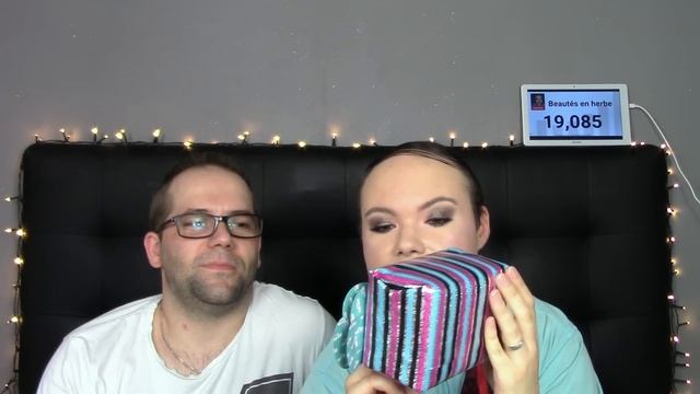 ➜ UNBOXING ★★★ Avalanche de cadeaux feat. ♋☺☺♋ Mr Beautés en Herbe ♥♥♥ смотреть онлайн