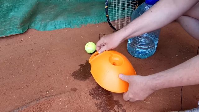 Тренажер для игры в большой теннис (Tennis Training Tool) | Чемпион Берлина смотреть онлайн