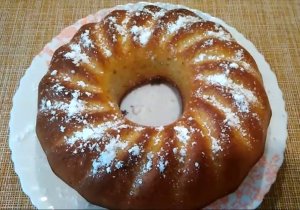 Пышный банановый кекс.mp4