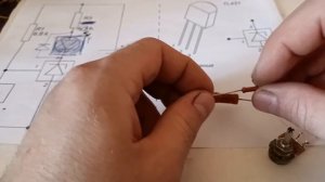 Автомат отключения зарядного  5 деталей! Своими руками!