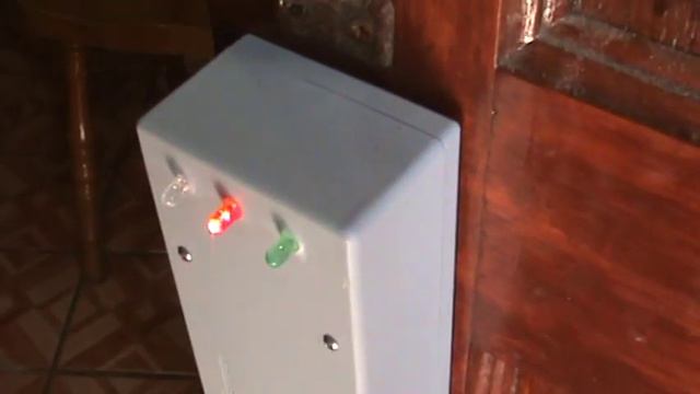 RFID Door Openner using Arduino UNO, Parallax RFID reader and VHG05 Electric Door Release смотреть онлайн