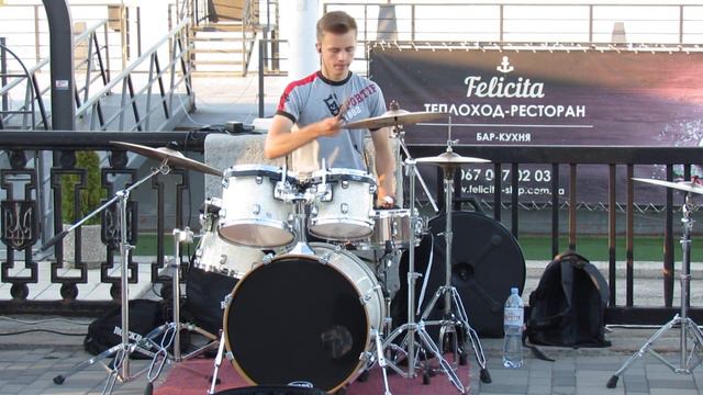 We Will Rock You - Queen - Drum Cover - Даниил Варфоломеев смотреть онлайн