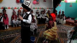 Киргизский танец в детском саду
