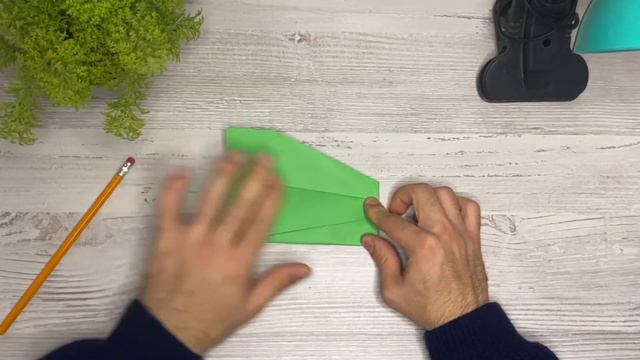 Uçuşa Hazır Kağıt: Hızlı Uçak Yapımının Kolay ve Keyifli Rehberi! смотреть онлайн