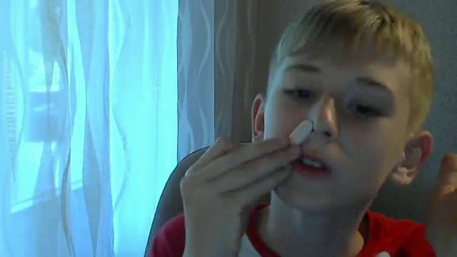 секрет фокуса карандаш в нос смотреть онлайн