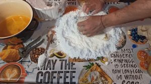 Рецепт канди из меда и сахарной пудры для пчел. Приготовление канди с лекарством рецепт без химии