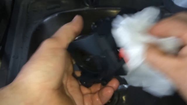 Кофемашина De-Longhi ECAM22 360 S-чистка смотреть онлайн