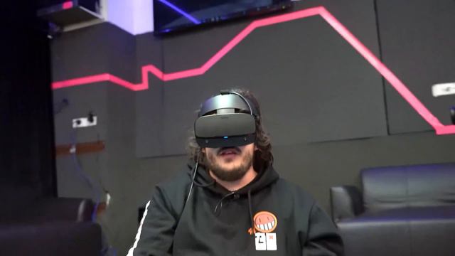 We Survived Eating Minecraft Food for 24 Hours смотреть онлайн