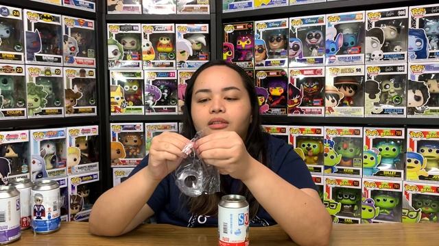 UNBOXING Captain America Funko Pop Die-Cast + Marvel Funko Soda Chase Roulette | Detailed Review смотреть онлайн