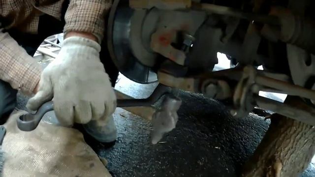 Замена шаровой опоры. Iveco Daily E2. Самостоятельный ремонт