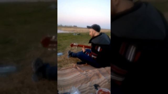Я лежу на хирургическом столе пластом смотреть онлайн