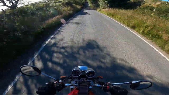 1997 Suzuki Bandit - Countryside in Wales смотреть онлайн