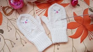 Детские варежки "Совушки" спицами с индийским клином.